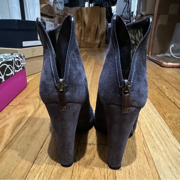 DVF Angel Laser Cut Open Toe Booties Size 6 in Purple Suede - Picture 6 of 7